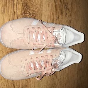Adidas Women’s Size 6.5 Pink Gazelles